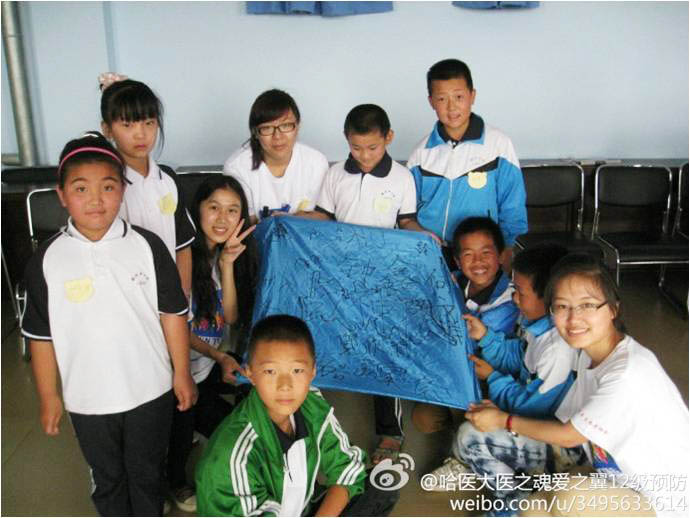 �����I�t(y��)�ƴ�W(xu��)���t(y��)֮�ꡤ��֮���������(sh��)�`�F(tu��n)�(du��)�� 7��8�Ձ��������I�p����(li��n)�d�W(xu��)У�M(j��n)��֧�̻�����F(tu��n)�(du��)����ֽM�������ķ����������ӂ��ֳ��Ă�С�M���D��һ��С�M�ĺ��ӂ����(du��)�T���(du��)���Ϻ��¿�̖��������