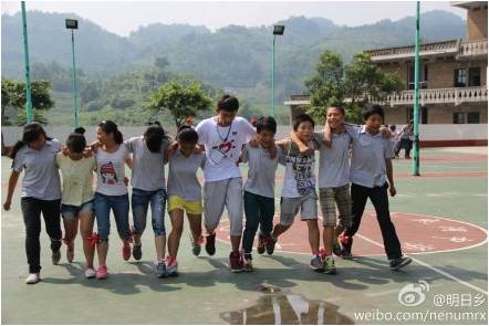 7��21�����������l(xi��ng)������֧�̈F(tu��n)�Ĵ�С��ꠣ������e�׶��ЌW(xu��)�e�k��Ȥζ�\�ӕ���꠆T�͌W(xu��)�����R��ꇣ����Α��Г]����ˮ�����f�P(gu��n)���c���顣