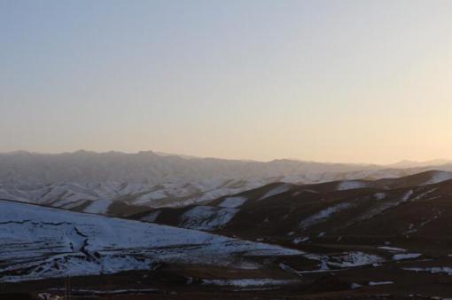 11����Ѯ�Ĵ���ɽ�ѱ��}�}��ѩ���w������� �z��