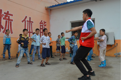 �x�ЌW(xu��)Ժ�tʮ��ů��־Ը����(w��)꠵�ɽ��ʡ�����н��ڿh��Ȫ�l(xi��ng)־Ը����(w��)�����Ȫ�l(xi��ng)�ĺ��ӂ��_�O(sh��)��ȭ���n�����g(sh��)�n������(qi��ng)�w�|(zh��)�����M(j��n)��������ȫ��l(f��)չ��