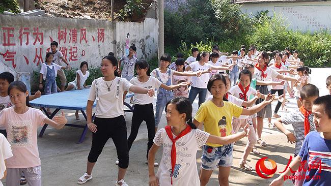 ���ϿƼ���W(xu��)��һ��һ·���x��(w��)֧���c����(zh��n)��ؚ�{(di��o)�Ќ�(sh��)�`�F(tu��n)���������(y��ng)�h��¹ɽ�(zh��n)�u�ŸG���_(k��i)չ�x��(w��)֧�̺ͷ�ؚ�{(di��o)�����D��־Ը�߽̺��ӂ�̫�Oȭ�����F(tu��n)�(du��)�ṩ��