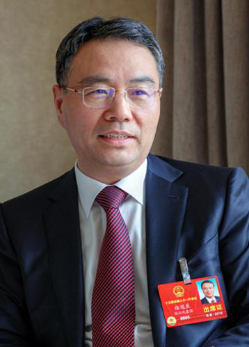 徐冠巨代表呼吁:要讓中國的卡車司機(jī)都能安心舒適地工作