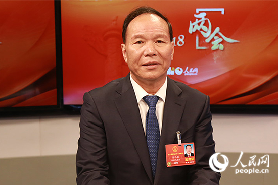 ȫ��(gu��)�˴�������������΅^(q��)�hί����ӛ�����΅^(q��)��ϯ�R����������W(w��ng)ӛ�� ���� �z��