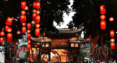 福州上下杭張燈結(jié)彩年味漸濃