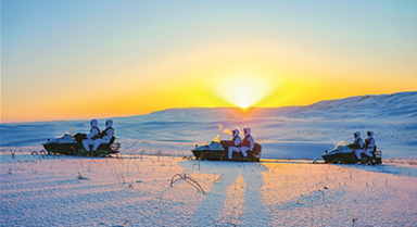 陸軍某邊防團(tuán)官兵執(zhí)行巡邏任務(wù)