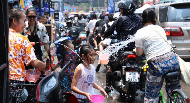 泰國(guó)：慶祝宋干節(jié)